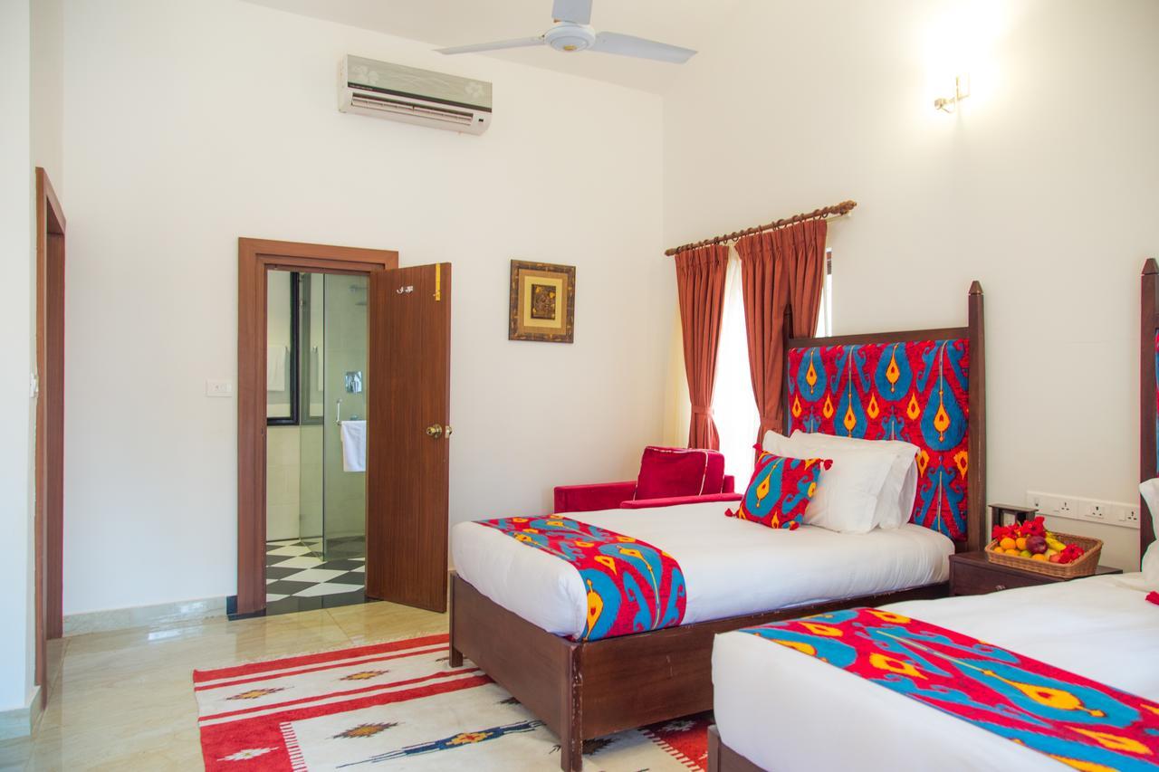 Miraaya Wellness And Golf Resort Chitwan Exterior photo