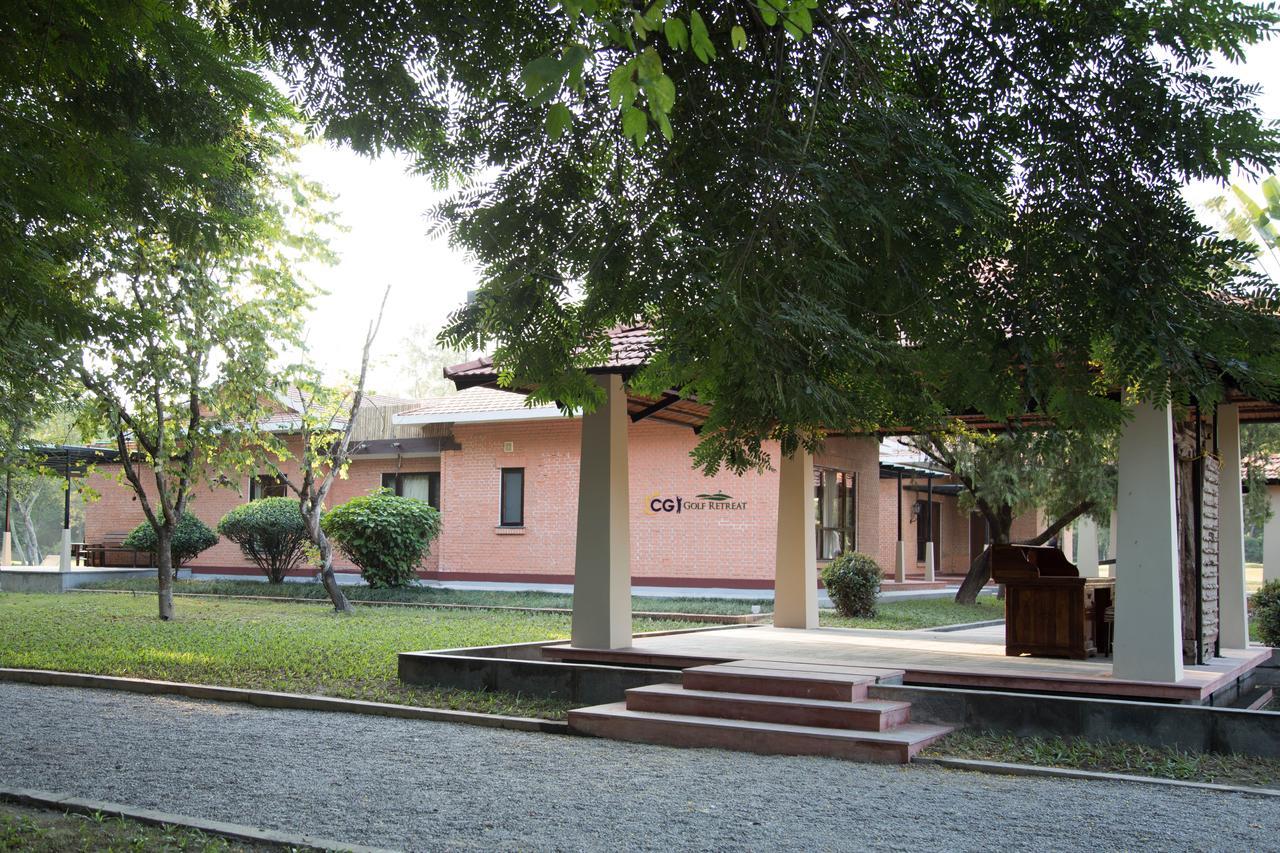 Miraaya Wellness And Golf Resort Chitwan Exterior photo